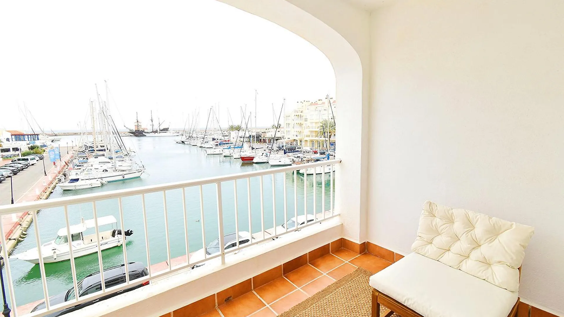 Apartment Expoholidays - Puerto Deportivo La Goleta Almerimar Spain
