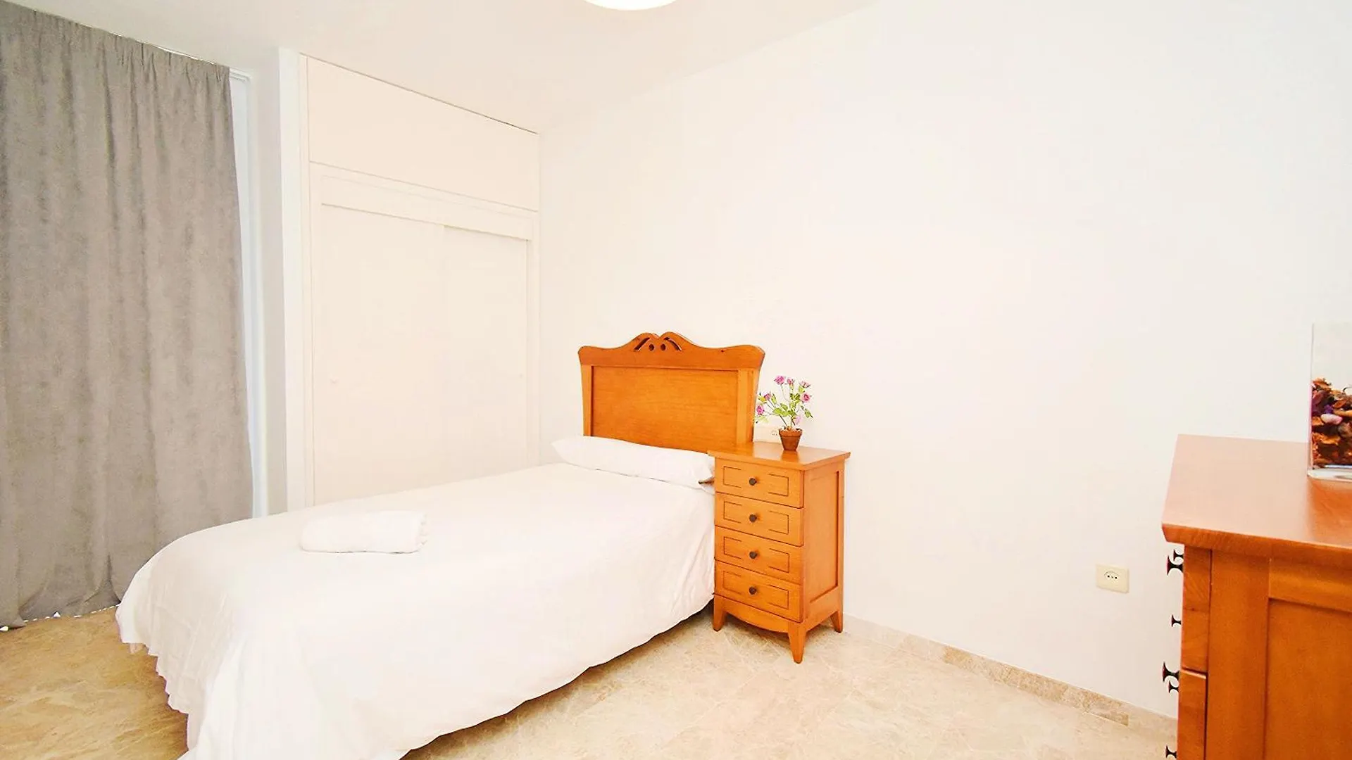 Expoholidays - Puerto Deportivo La Goleta Almerimar 0*,